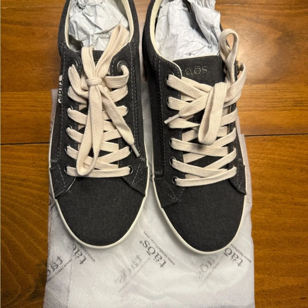 Taos Footwear Black Canvas Sneakers - Picture 2 of 5